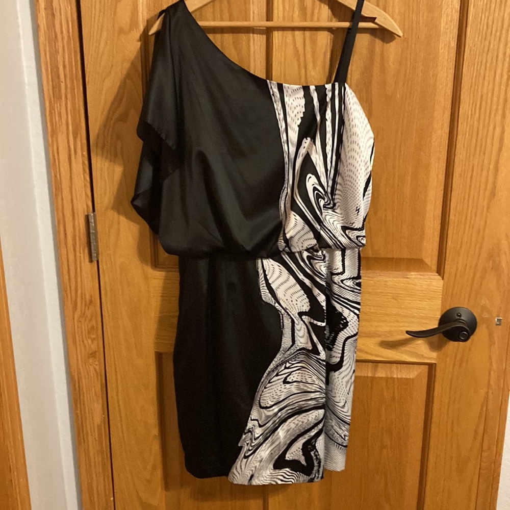 Jessica Simpson One Shoulder Flutter Sleeve Dress